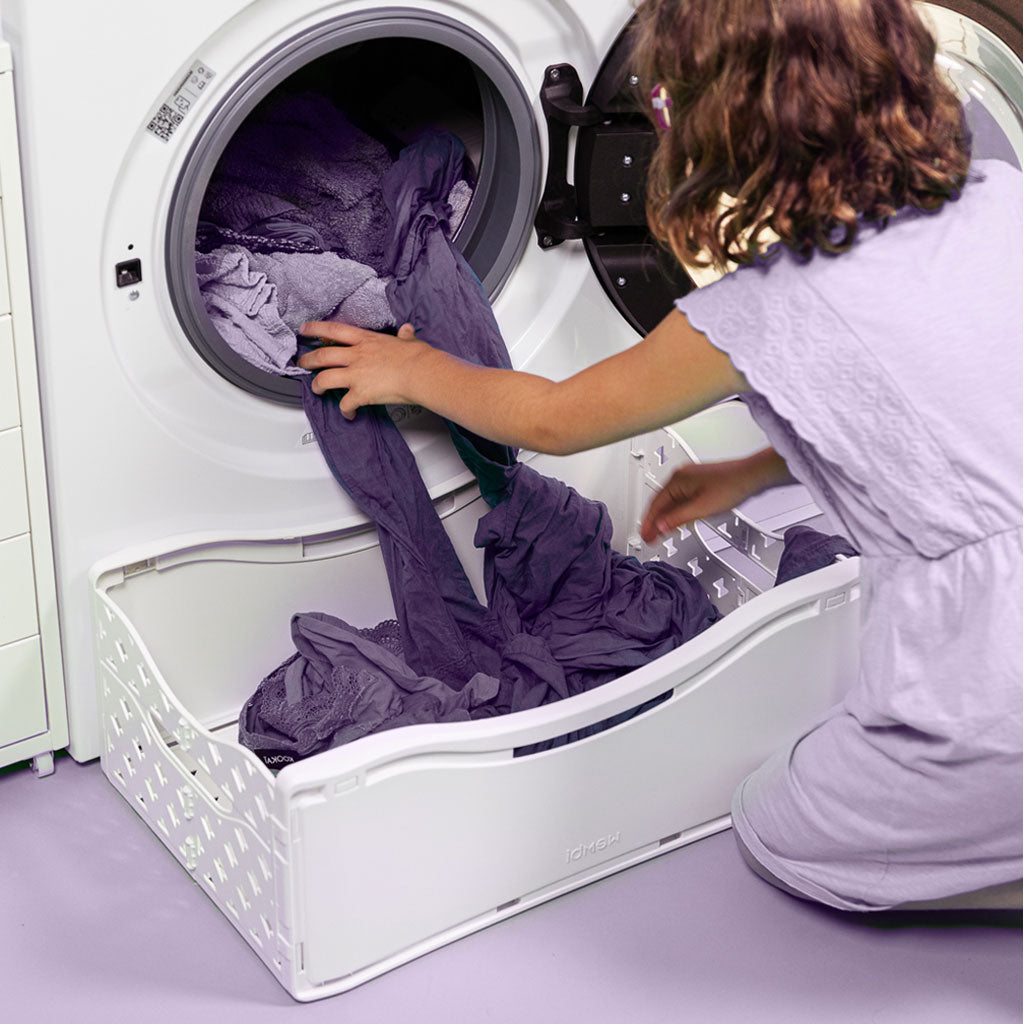Wembi, panier conçu pour se ranger contre le lave linge