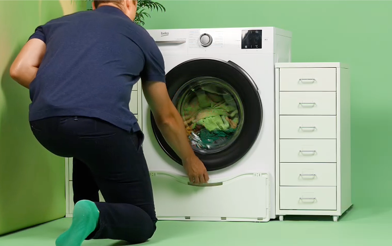 Load video: 